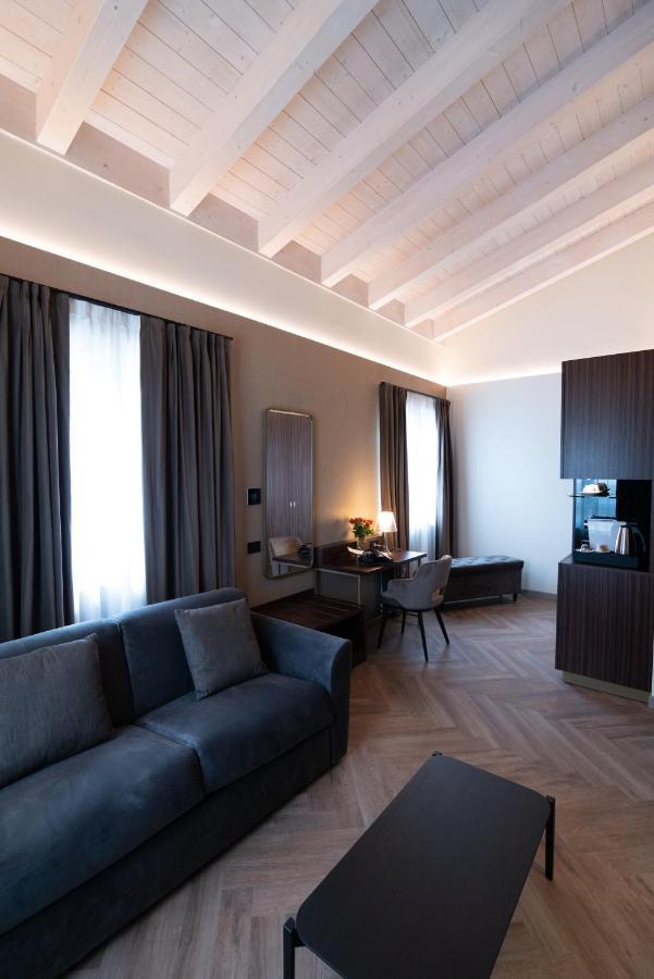 3T Boutique Hotel 이브레아 외부 사진